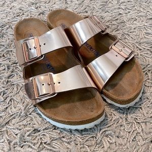 Rose gold metallic Arizona Birkenstock